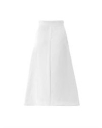 Белая юбка со складками