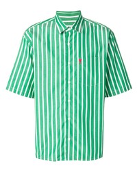 Бело-зеленая рубашка с коротким рукавом в вертикальную полоску
