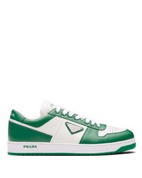 Мужские бело-зеленые кожаные низкие кеды от Prada