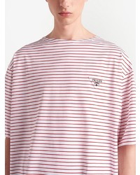 Мужская бело-красная футболка с круглым вырезом в горизонтальную полоску от Prada