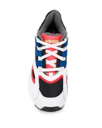 Мужские бело-красно-синие кроссовки от adidas