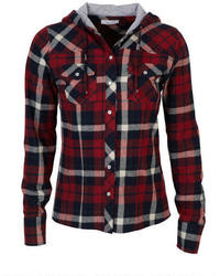 Бело-красно-синяя блуза на пуговицах