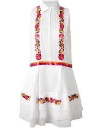 Бело-красное повседневное платье с вышивкой от Alberta Ferretti