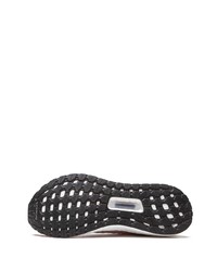 Мужские бело-красные кроссовки от adidas