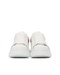 Женские бело-розовые кожаные низкие кеды от Alexander McQueen