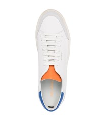 Мужские бело-синие кожаные низкие кеды от Axel Arigato