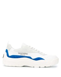 Мужские бело-синие кожаные низкие кеды от Valentino Garavani