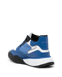 Мужские бело-синие кроссовки от Alexander McQueen