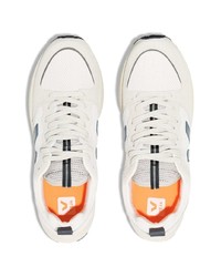 Мужские бело-темно-синие кроссовки от Veja