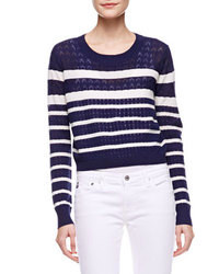 Бело-темно-синий короткий свитер