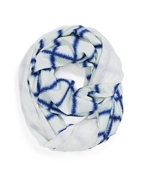 Бело-темно-синий шарф