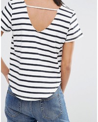 Женская бело-темно-синяя футболка с круглым вырезом в горизонтальную полоску от Selected