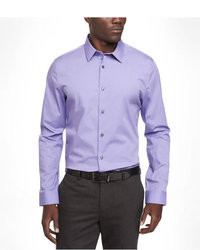 Бело-фиолетовая рубашка с длинным рукавом в вертикальную полоску