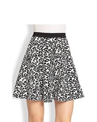 Бело-черная короткая юбка-солнце с леопардовым принтом