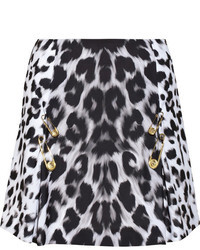 Бело-черная мини-юбка с леопардовым принтом от Versus