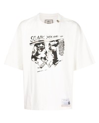 Мужская бело-черная футболка с круглым вырезом с принтом от Maison Mihara Yasuhiro