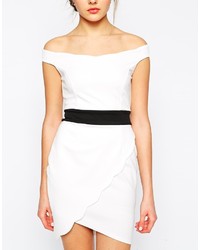 Бело-черное облегающее платье