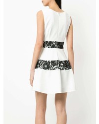 Бело-черное платье с пышной юбкой от GUILD PRIME