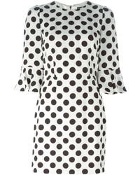 Бело-черное платье-футляр в горошек от Dolce & Gabbana
