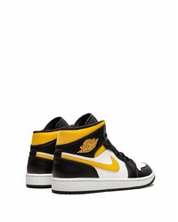 Мужские бело-черные кожаные высокие кеды от Jordan