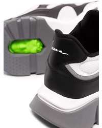 Мужские бело-черные кожаные кроссовки от Versace