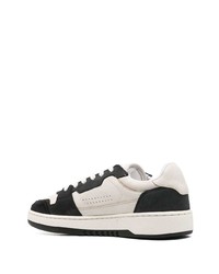 Мужские бело-черные кожаные низкие кеды от Axel Arigato