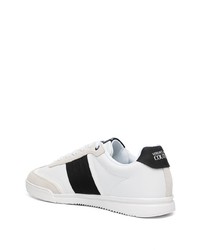 Мужские бело-черные кожаные низкие кеды от VERSACE JEANS COUTURE