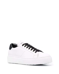 Мужские бело-черные кожаные низкие кеды от Church's