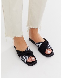 Бело-черные кожаные сандалии на плоской подошве от ASOS WHITE