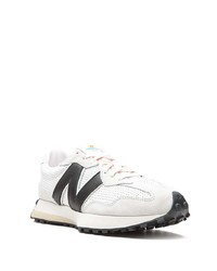 Мужские бело-черные кроссовки от New Balance