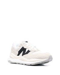 Мужские бело-черные кроссовки от New Balance