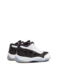 Мужские бело-черные кроссовки от Jordan