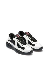 Мужские бело-черные кроссовки от Prada