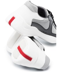 Мужские бело-черные кроссовки от Prada