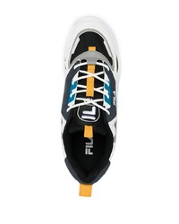 Мужские бело-черные кроссовки от Fila