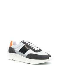 Мужские бело-черные кроссовки от Axel Arigato