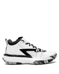Мужские бело-черные кроссовки от Jordan