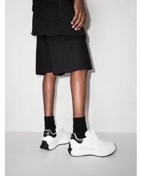 Мужские бело-черные кроссовки от Alexander McQueen