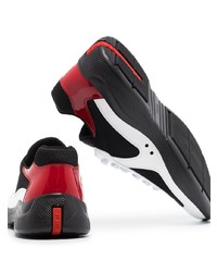 Мужские бело-черные кроссовки от Prada