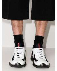 Мужские бело-черные кроссовки от Prada