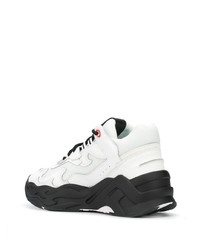 Мужские бело-черные кроссовки от Just Cavalli