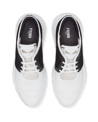 Мужские бело-черные кроссовки от Fendi