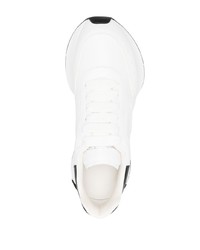 Мужские бело-черные кроссовки от Alexander McQueen