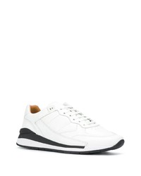 Мужские бело-черные кроссовки от BOSS