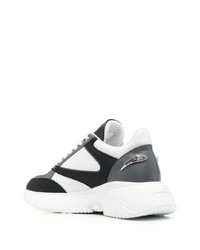 Мужские бело-черные кроссовки от Roberto Cavalli