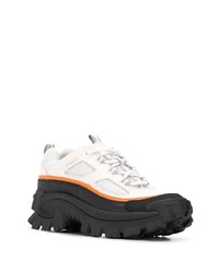 Мужские бело-черные кроссовки от Axel Arigato