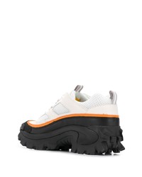 Мужские бело-черные кроссовки от Axel Arigato