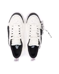 Мужские бело-черные кроссовки от Off-White