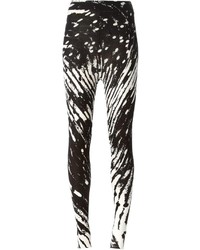 Бело-черные узкие брюки с принтом от Henrik Vibskov