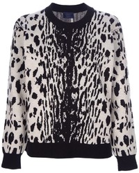 Бело-черный свитер с круглым вырезом с леопардовым принтом
